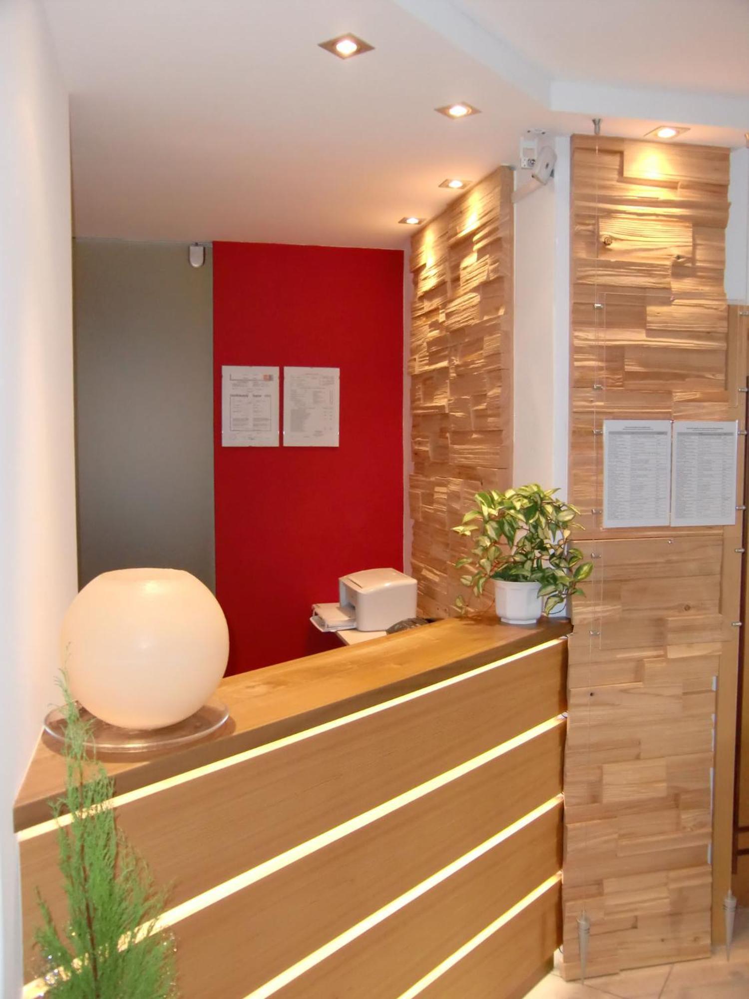 B&B Boutique Hotel Burgund Парчинес Екстериор снимка