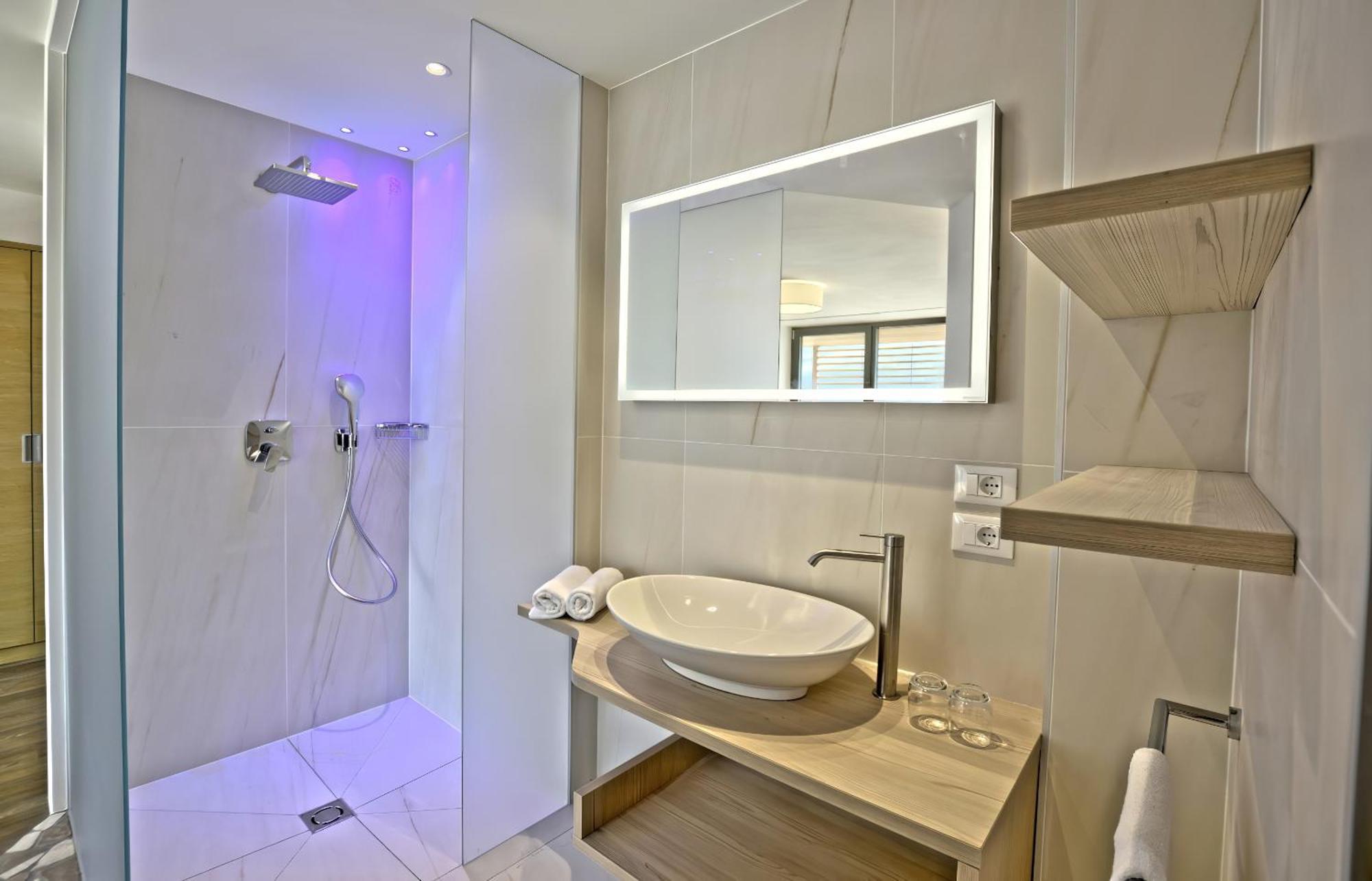 B&B Boutique Hotel Burgund Парчинес Екстериор снимка