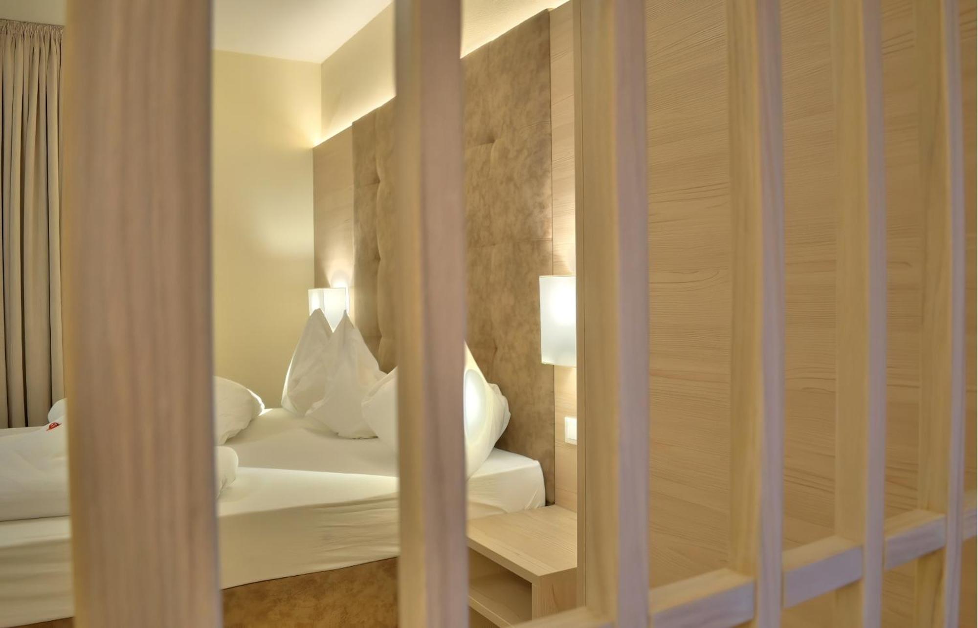 B&B Boutique Hotel Burgund Парчинес Екстериор снимка