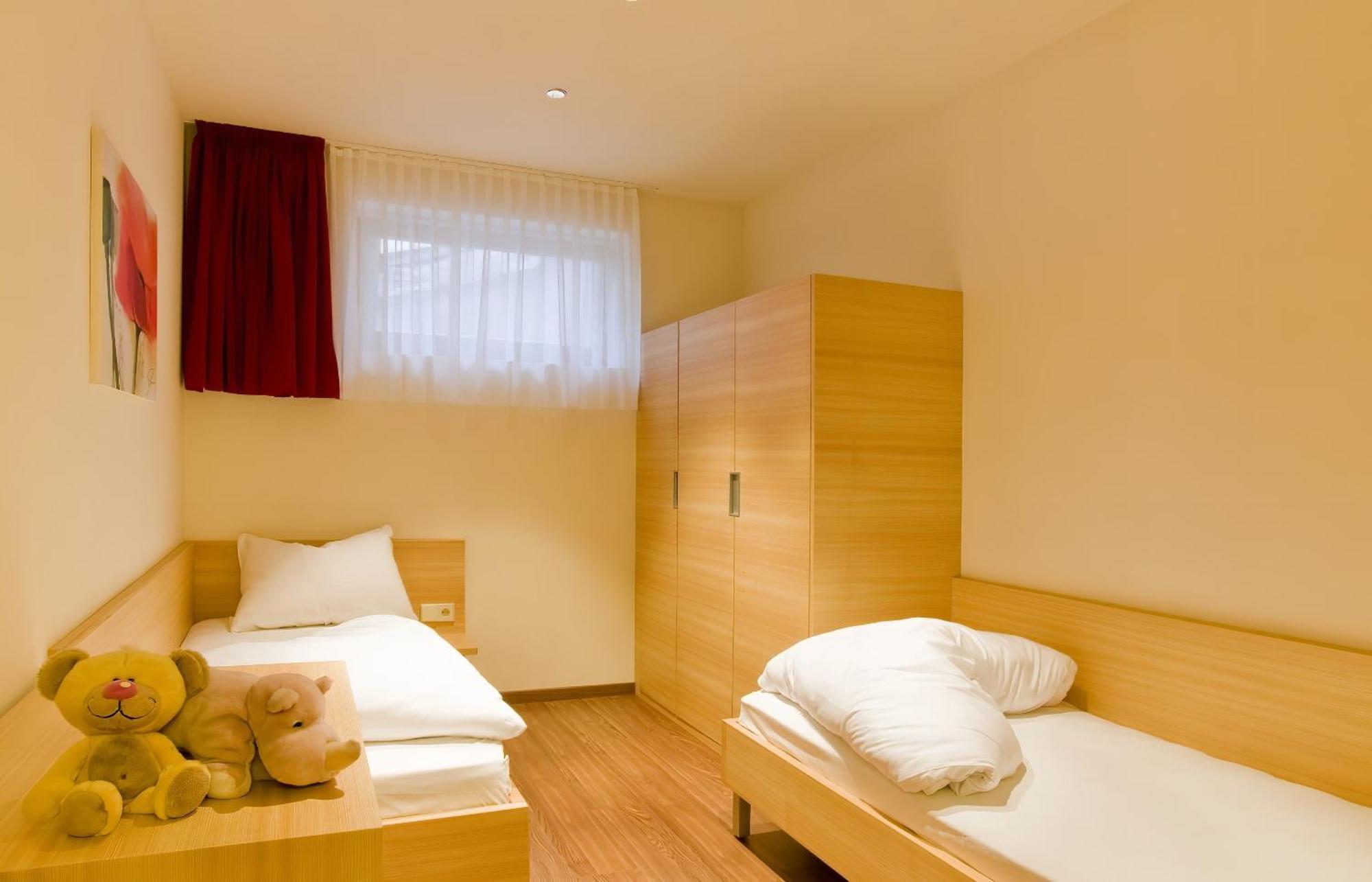 B&B Boutique Hotel Burgund Парчинес Екстериор снимка